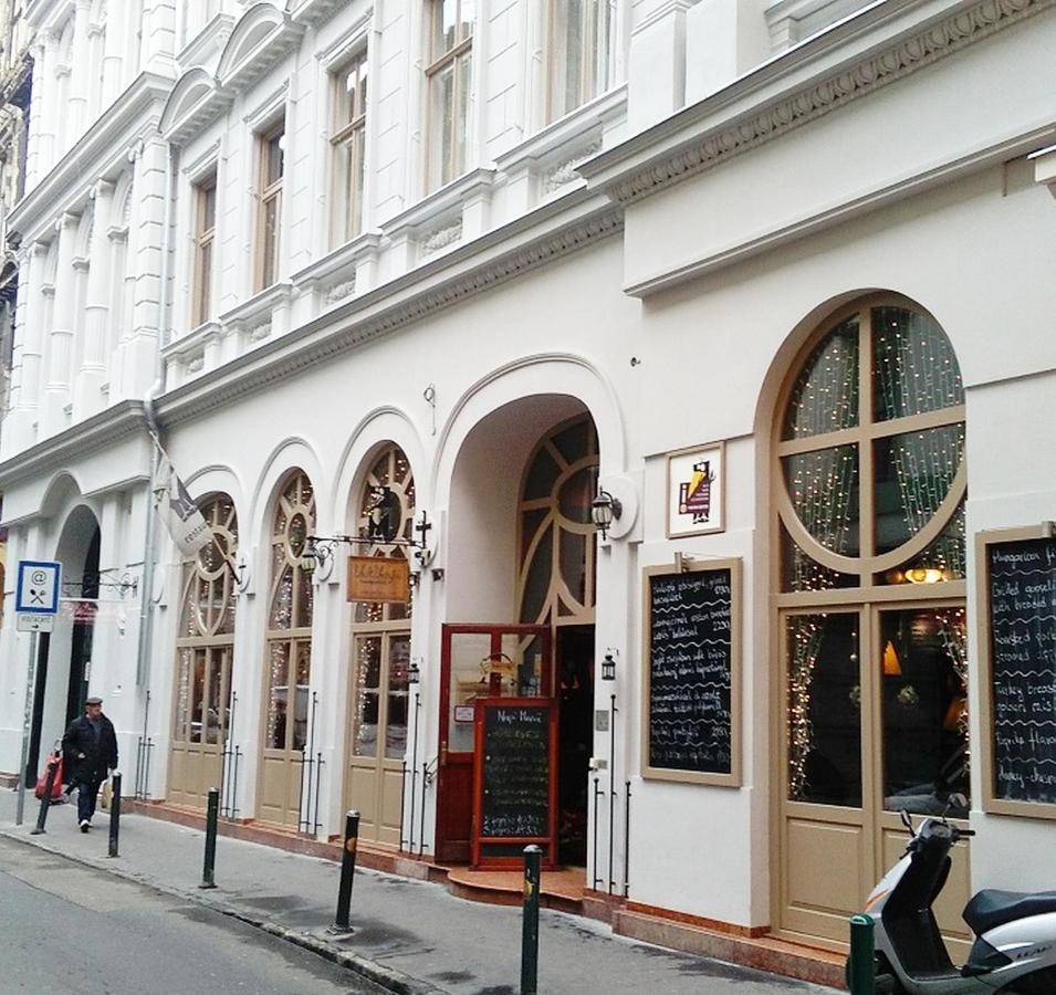 City Center Apartment With Gym & Spa Budapest Exterior photo